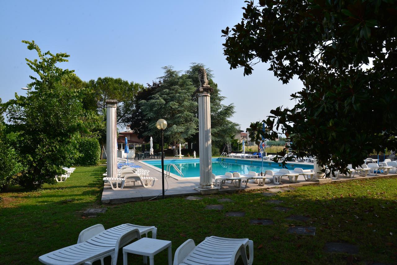 Affittacamere Villa Serafini Remanzacco ภายนอก รูปภาพ